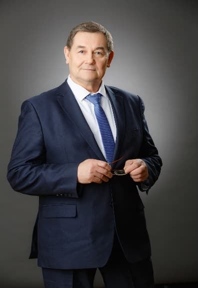 Константинов